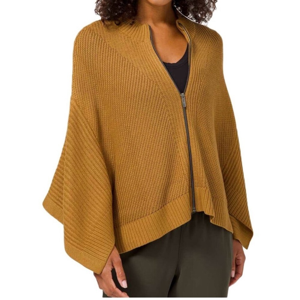 Like New Lululemon Softer knit  Sweater Wrap, Gold, Size M/L